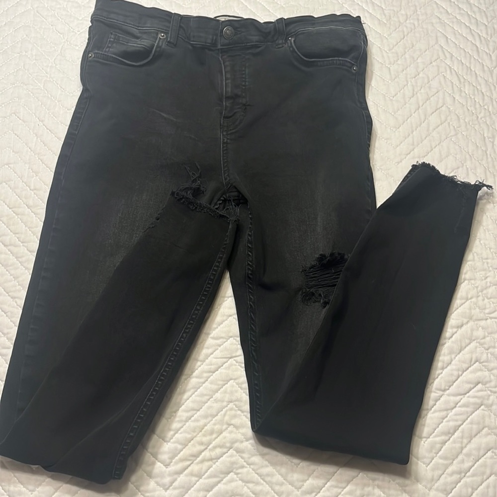 Free People black distressed skinny jeans size 29L